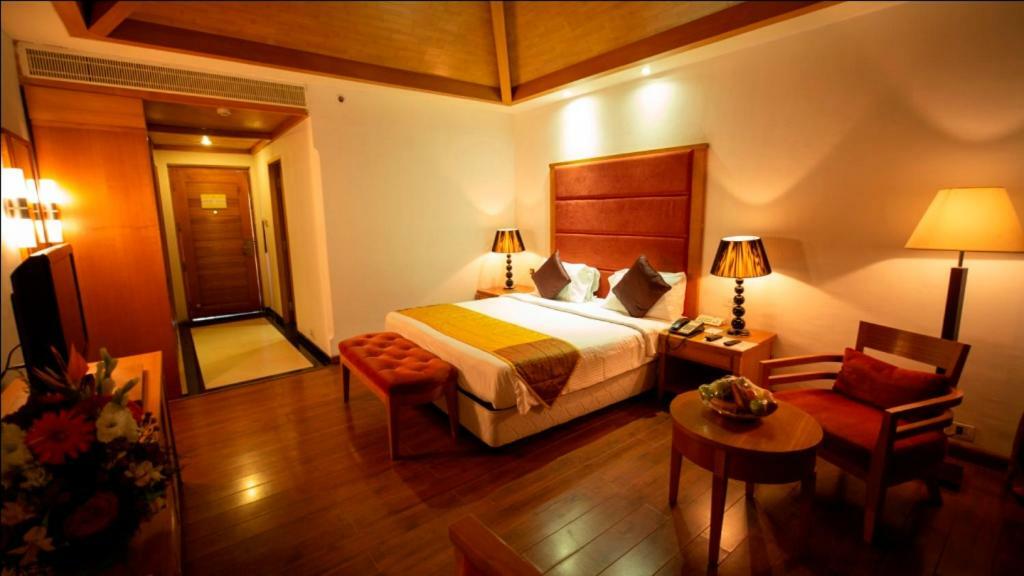 Ocean Spray Hotel Kalapettai Phòng bức ảnh